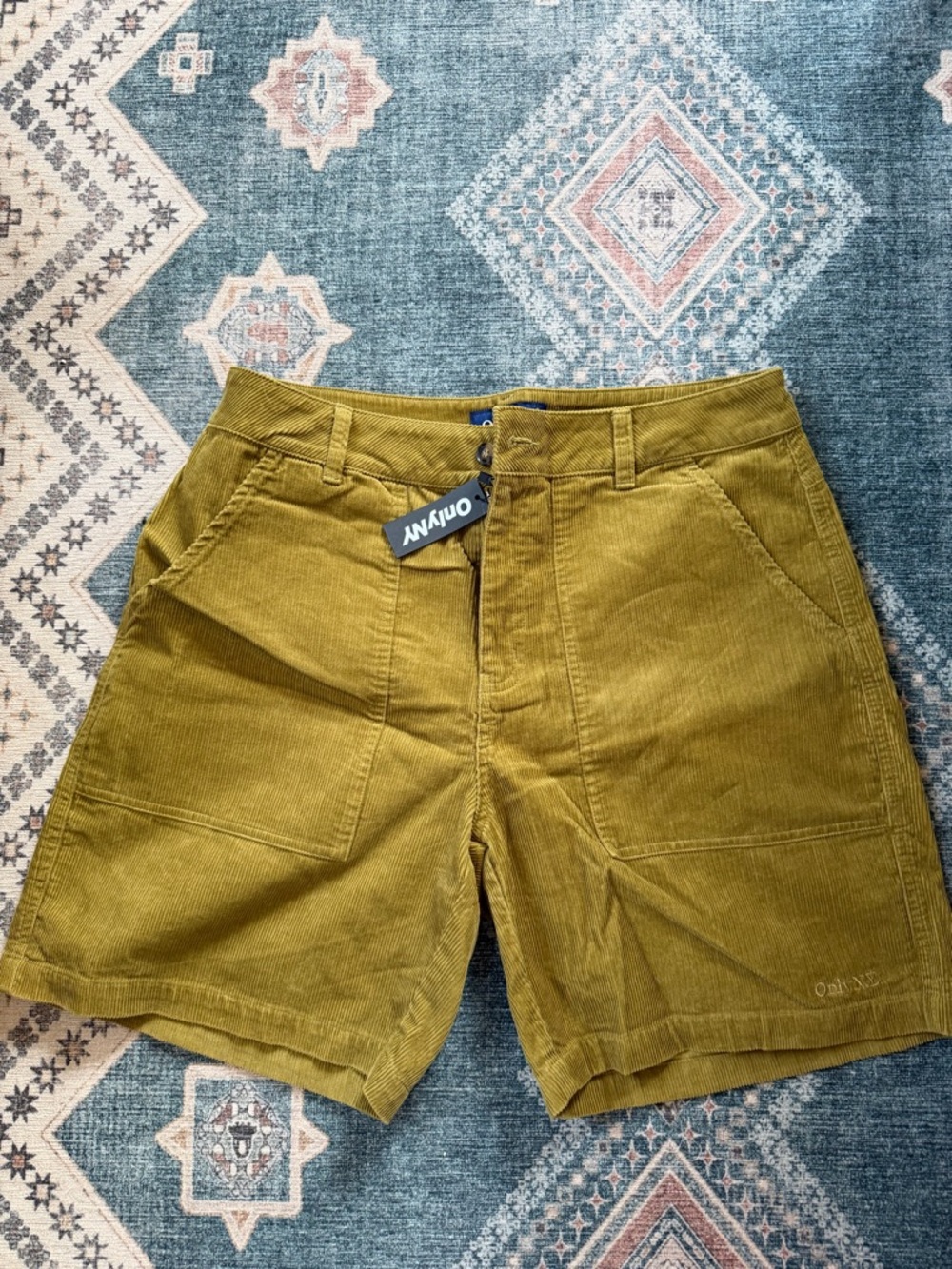 Only Men's Olive Green Corduroy Shorts